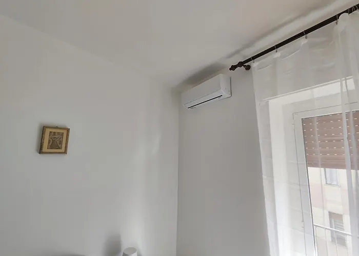 Carlo's Zr141 Market Apartmán *